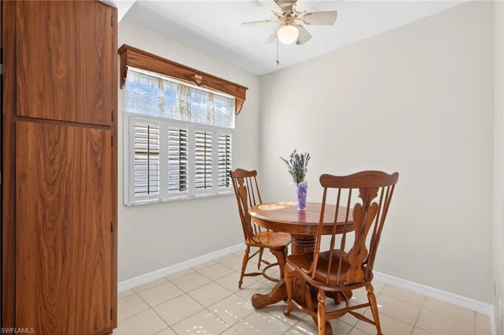 609 SE 21st  ST, Cape Coral, FL 33990