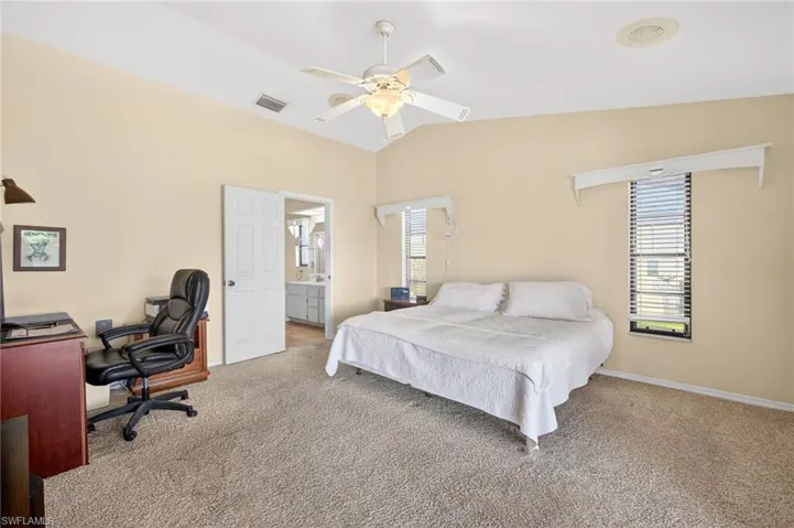 609 SE 21st  ST, Cape Coral, FL 33990