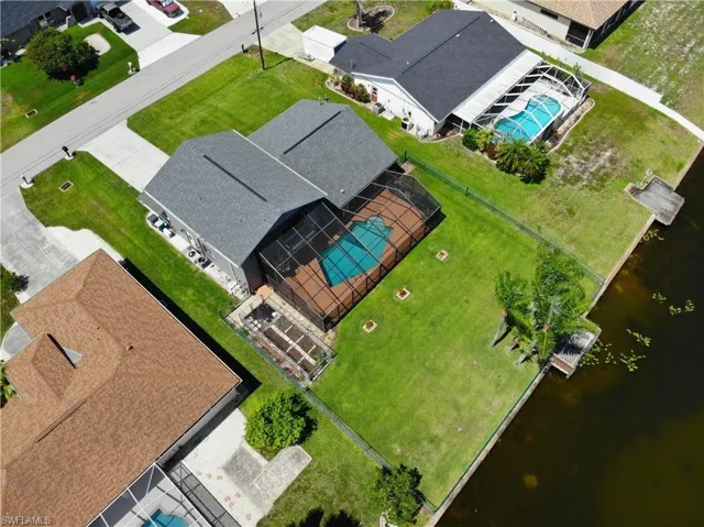 609 SE 21st  ST, Cape Coral, FL 33990