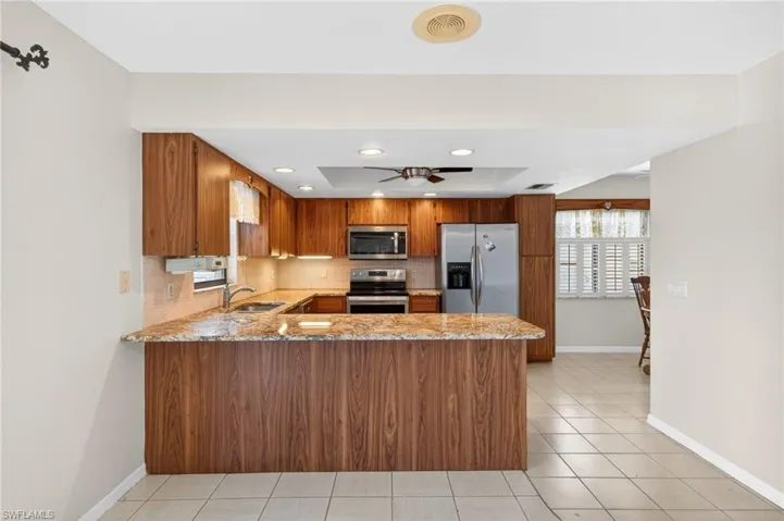 609 Se 21st St, Cape Coral, Florida 33990