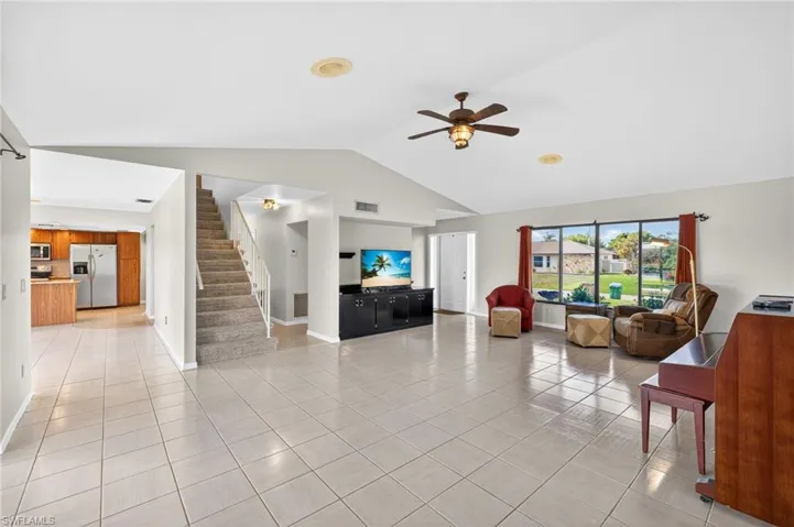 609 SE 21st  ST, Cape Coral, FL 33990