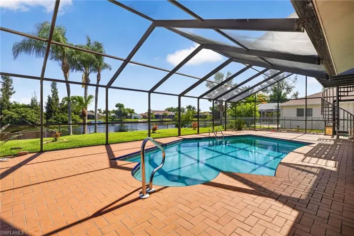 609 SE 21st  ST, Cape Coral, FL 33990