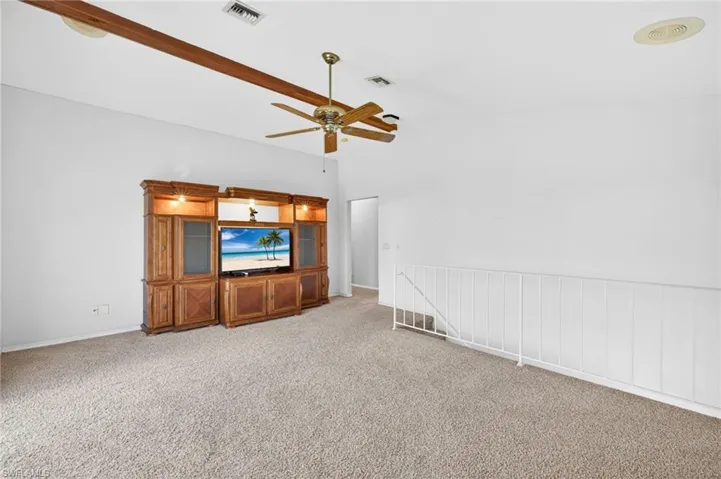 609 SE 21st  ST, Cape Coral, FL 33990