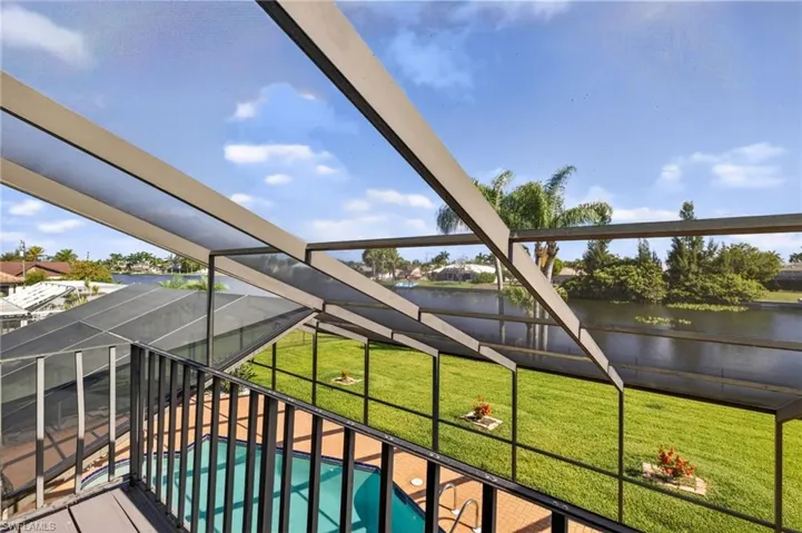 609 SE 21st  ST, Cape Coral, FL 33990