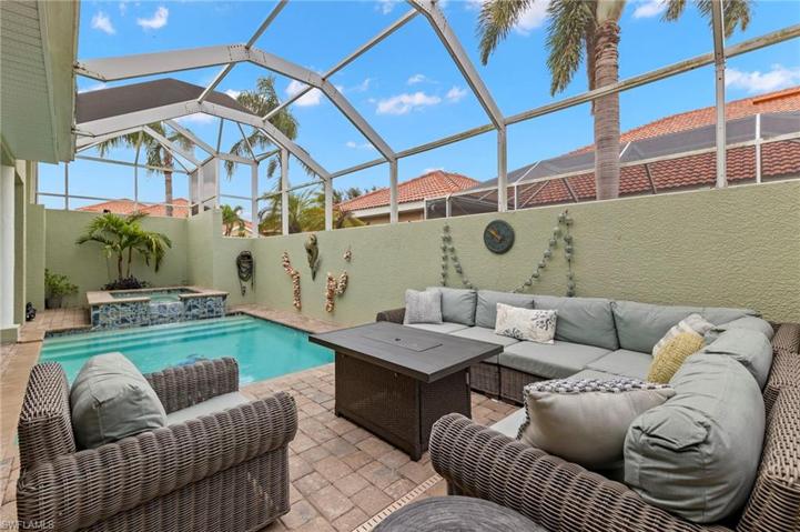 Outdoor pool oasis!  Relax and enjoy