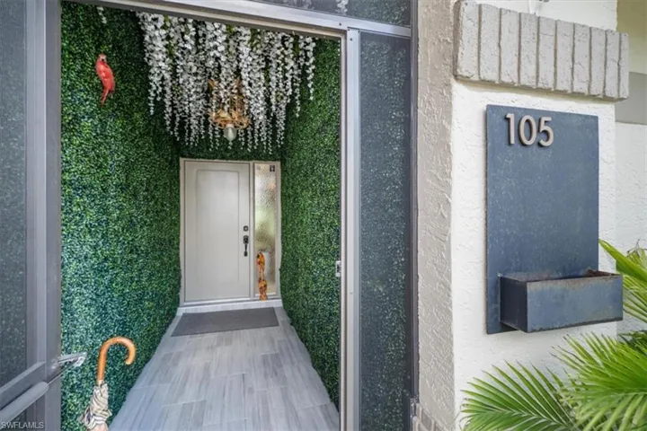 View of property entrance