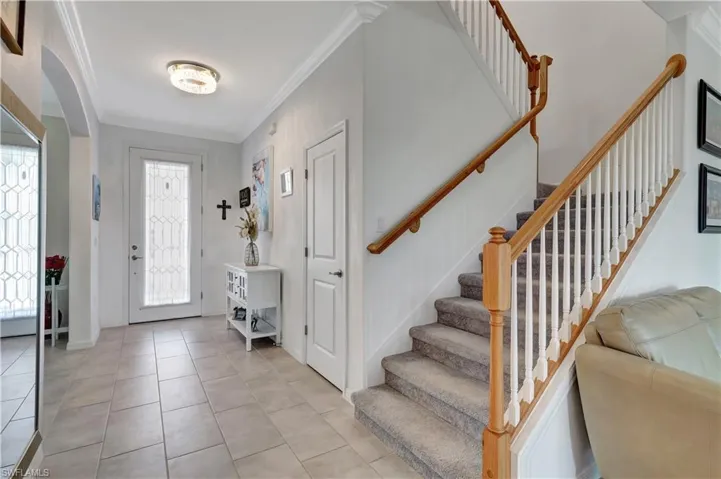 2122 Hamlin St, Naples, Florida 34120