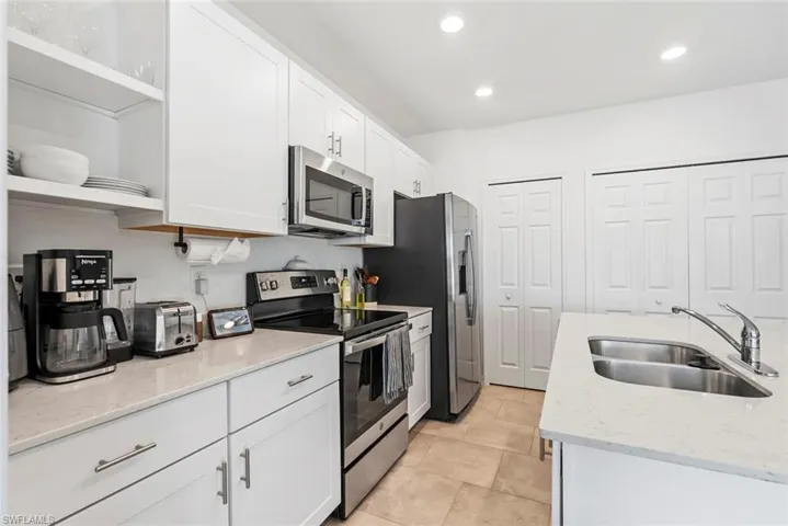 14147  Oviedo  PL, Fort Myers, FL 33905