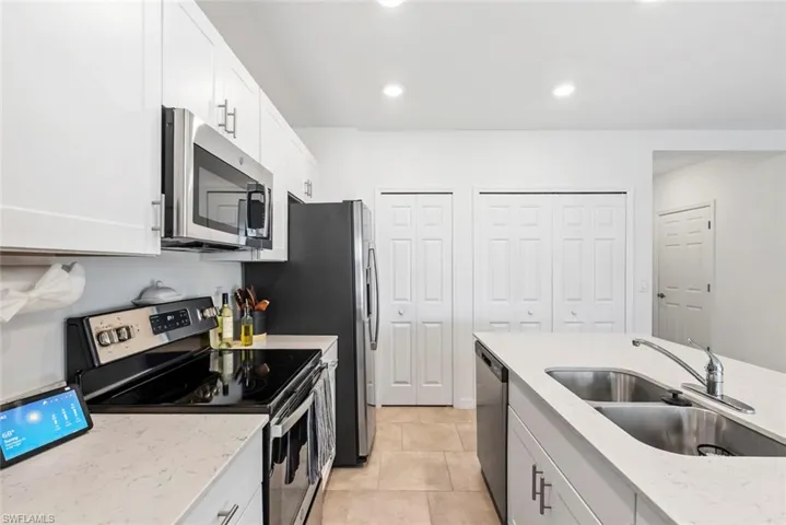 14147  Oviedo  PL, Fort Myers, FL 33905