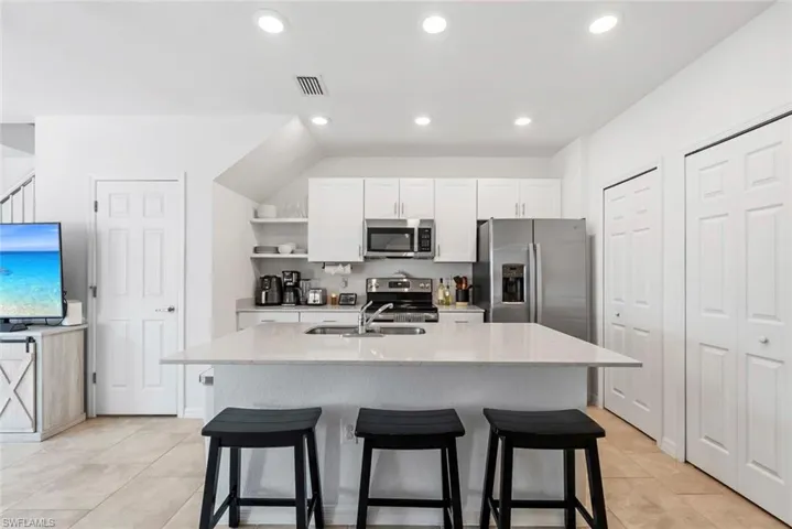 14147  Oviedo  PL, Fort Myers, FL 33905