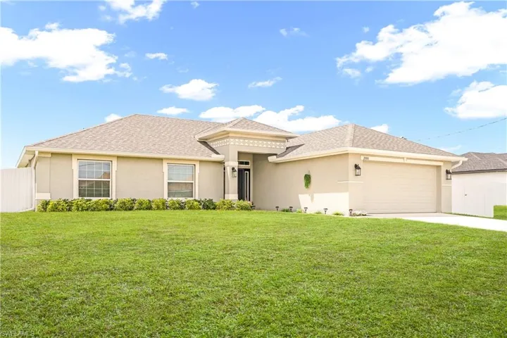 2000 Nw 9th St, Cape Coral, Florida 33993