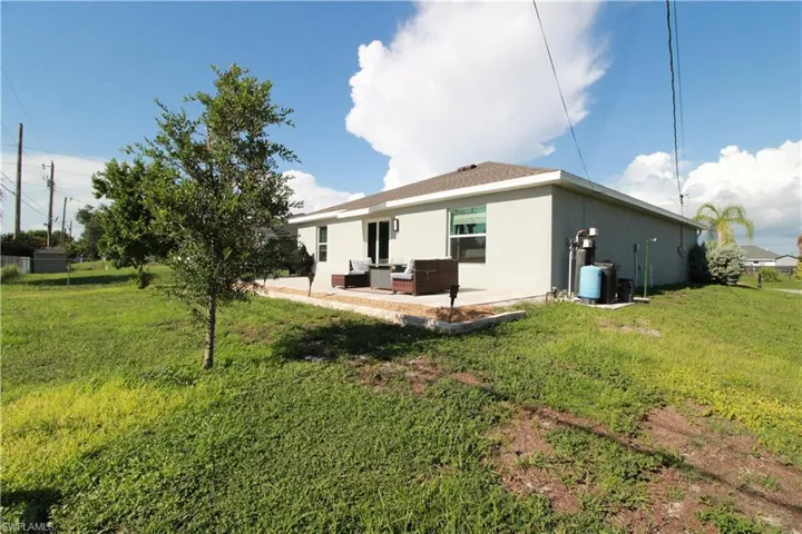 2702 5th Ave, Cape Coral, Florida 33909