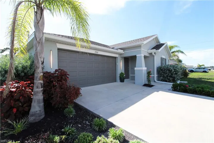 2702 5th Ave, Cape Coral, Florida 33909