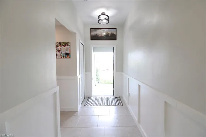 2702 5th Ave, Cape Coral, Florida 33909