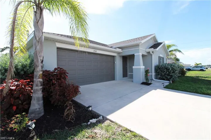 2702 5th Ave, Cape Coral, Florida 33909