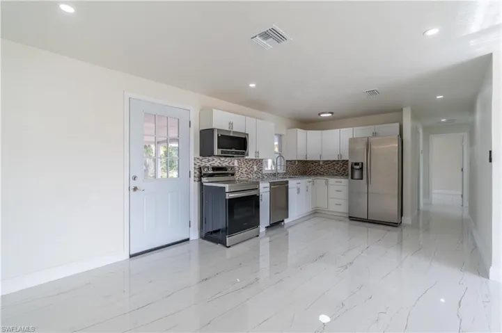 kitchen and room hall