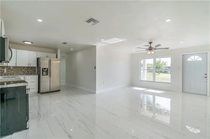 kitchen/living/room hall