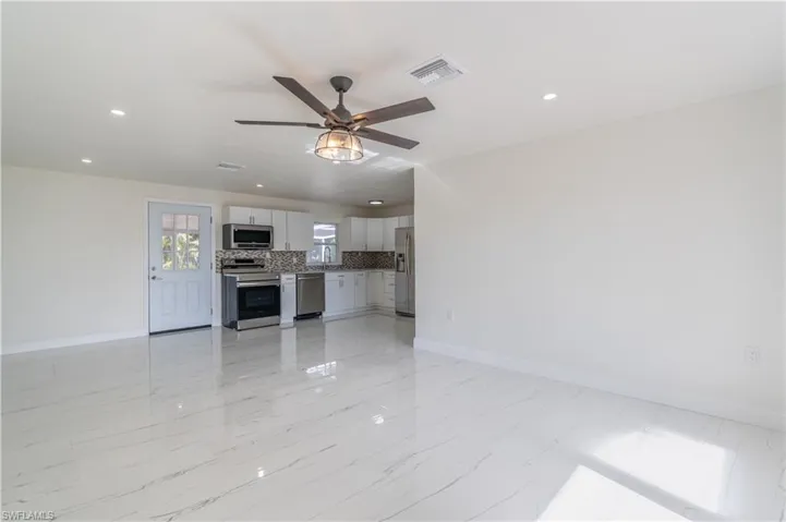 living/kitchen