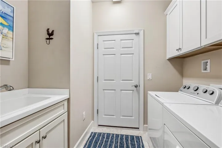 10261 Glastonbury Cir # 101, Fort Myers Fl 33913