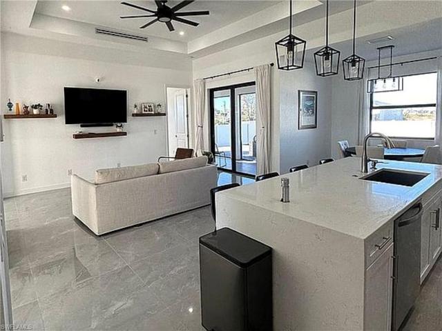1629  Diplomat W PKWY, CAPE CORAL, FL 33993