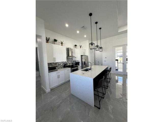 1629  Diplomat W PKWY, CAPE CORAL, FL 33993