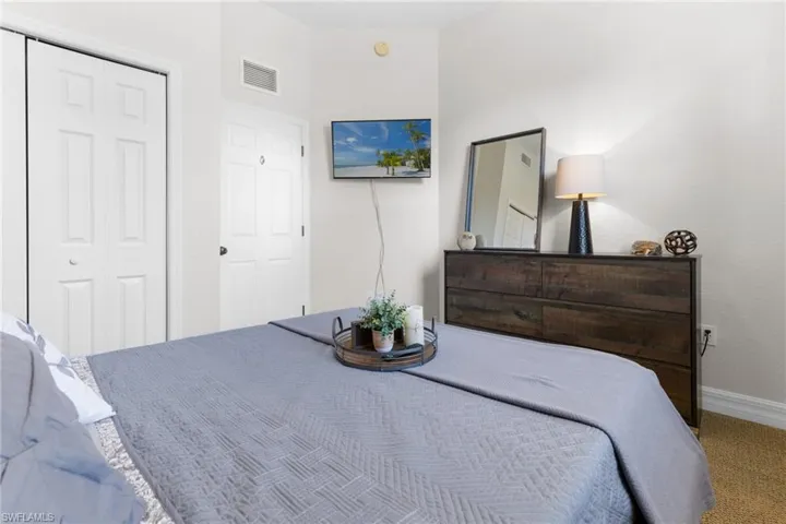 Guest Bedroom #1