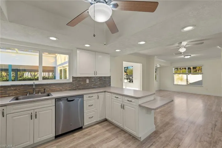 31  Twig  CT, Port Charlotte, FL 33954
