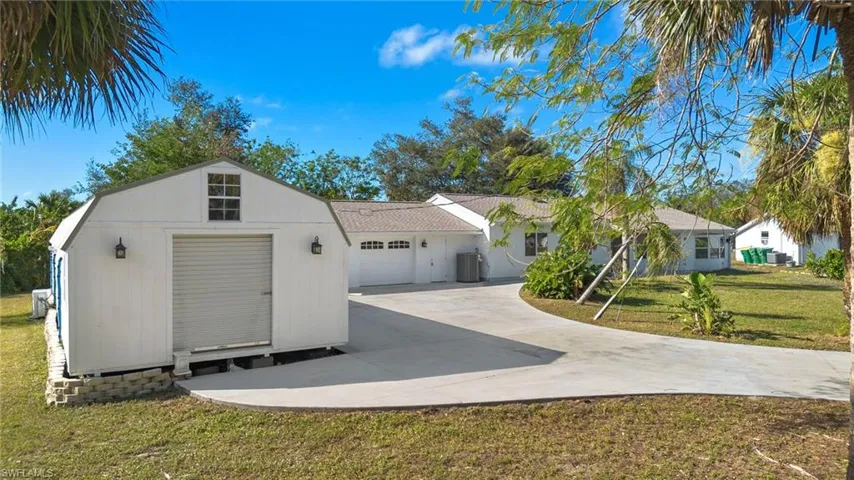 31  Twig  CT, Port Charlotte, FL 33954