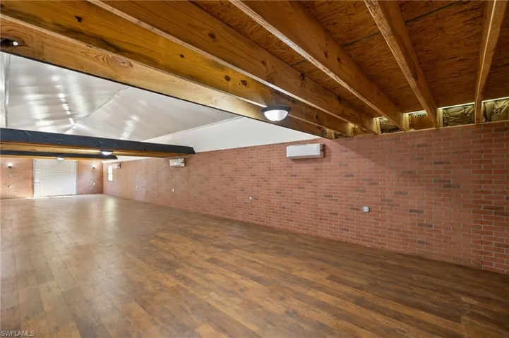 Bonus building with AC mini splits