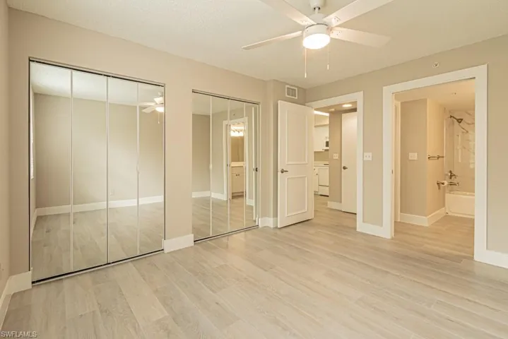 1280  Wildwood Lakes  BLVD, Naples, FL 34104