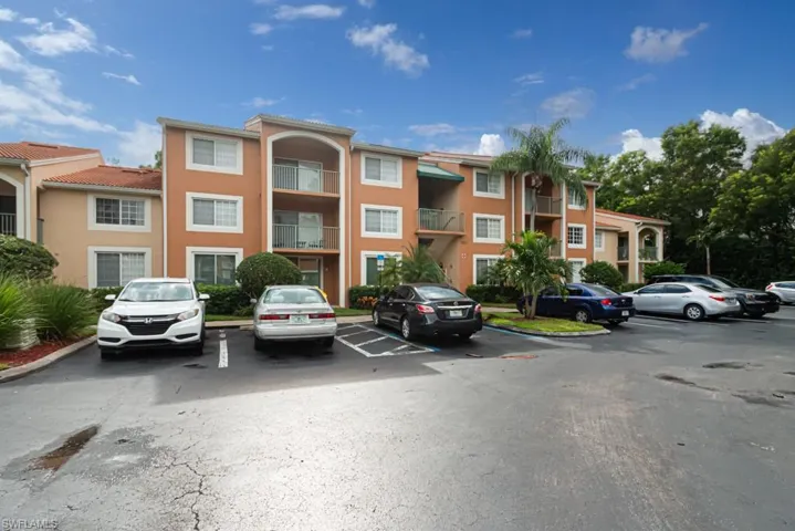 1280  Wildwood Lakes  BLVD, Naples, FL 34104