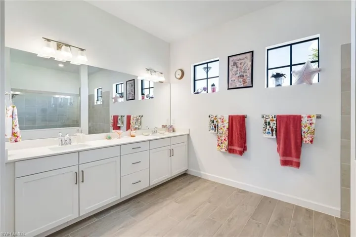 11030 Pebble Springs Run, Fort Myers, Florida 33913