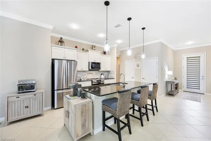 11783  Avingston  TER, Fort Myers, FL 33913
