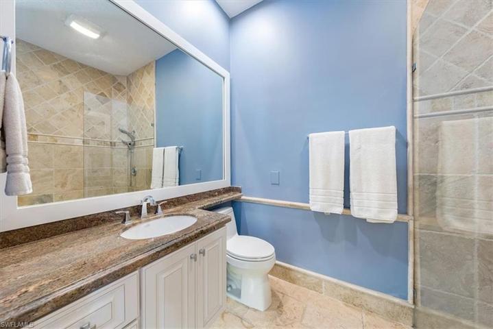 4401  Novato  CT, Naples, FL 34109