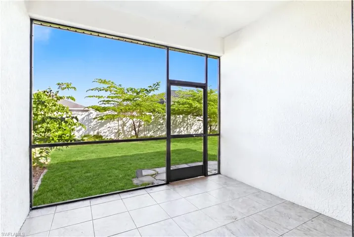 1807 Sw 4th St, Cape Coral, Florida 33991