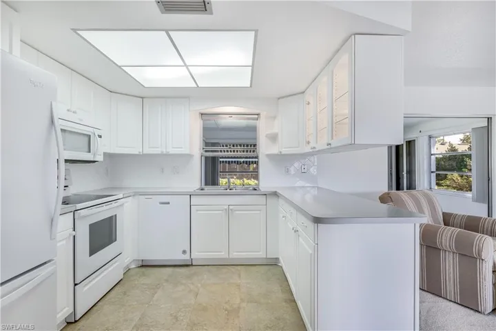 Brand New Dishwasher and Updated Appliances.
