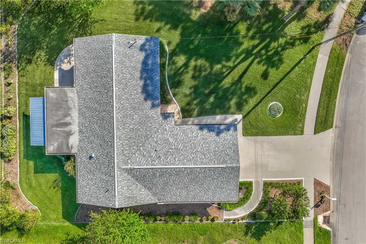 Roof Replaced 2019 ~ Dimensional Shingles