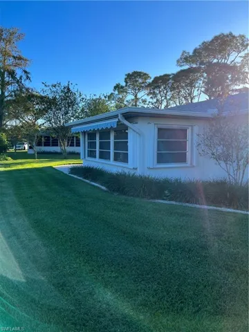 Florida Room ~ Retractable, Lighted Awning