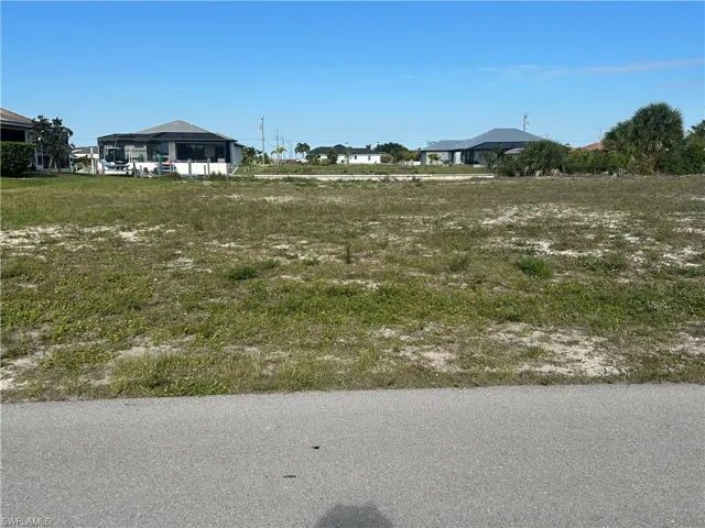 3216 Nw 45th Pl, Cape Coral, Florida 33993