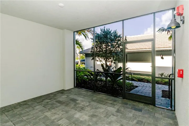 Front lanai
