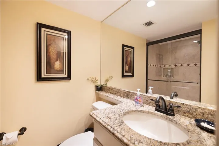 37  High Point E CIR, Naples, FL 34103