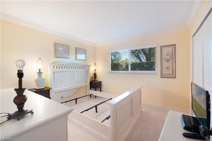 37  High Point E CIR, Naples, FL 34103