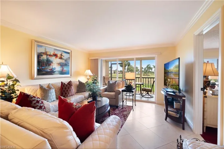 37  High Point E CIR, Naples, FL 34103