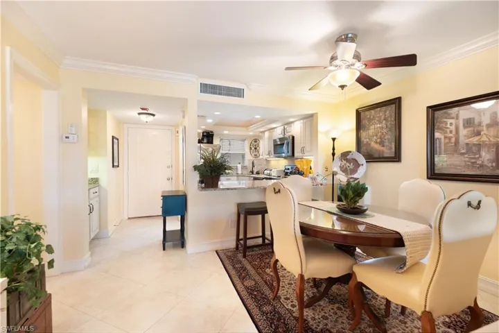 37  High Point E CIR, Naples, FL 34103
