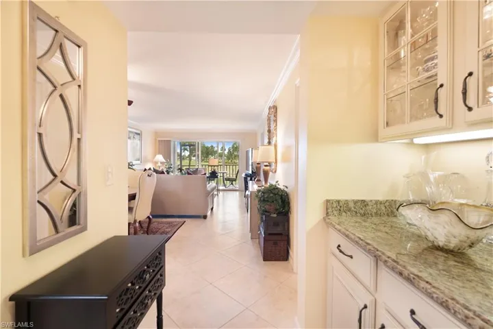37  High Point E CIR, Naples, FL 34103