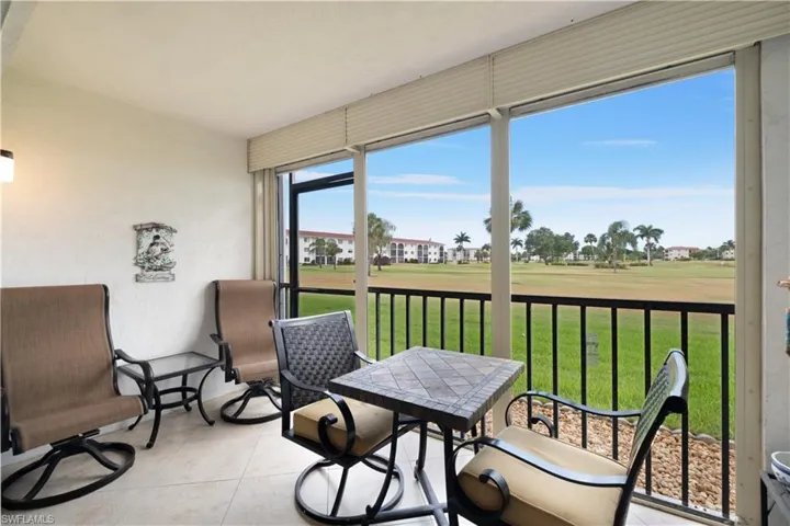 37  High Point E CIR, Naples, FL 34103
