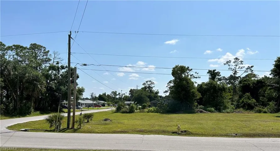 4400  Ruthann  CT, North Fort Myers, FL 33917