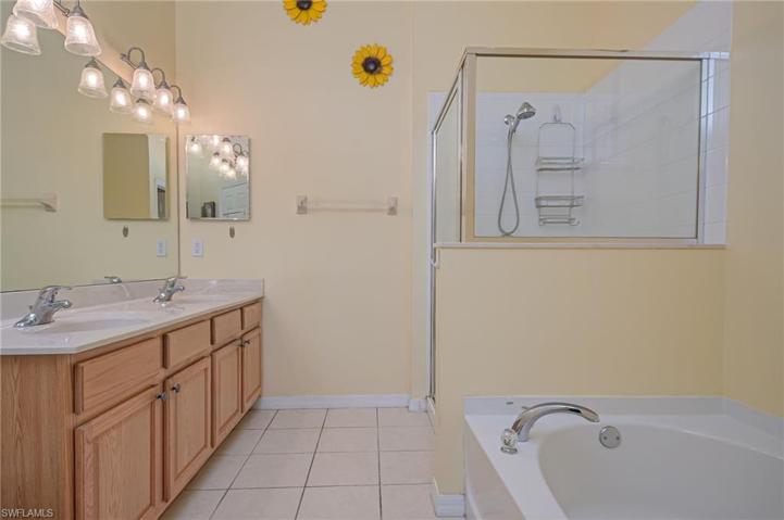 2835 Orange Grove TRL, NAPLES FL 34120