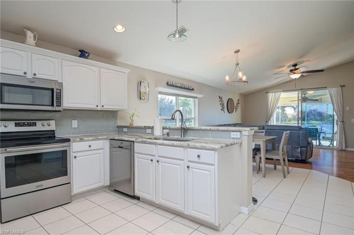 2835 Orange Grove TRL, NAPLES FL 34120