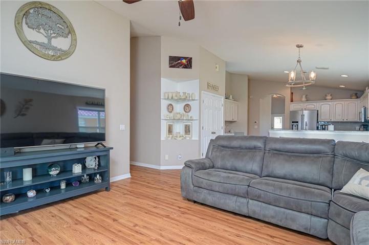 2835 Orange Grove TRL, NAPLES FL 34120